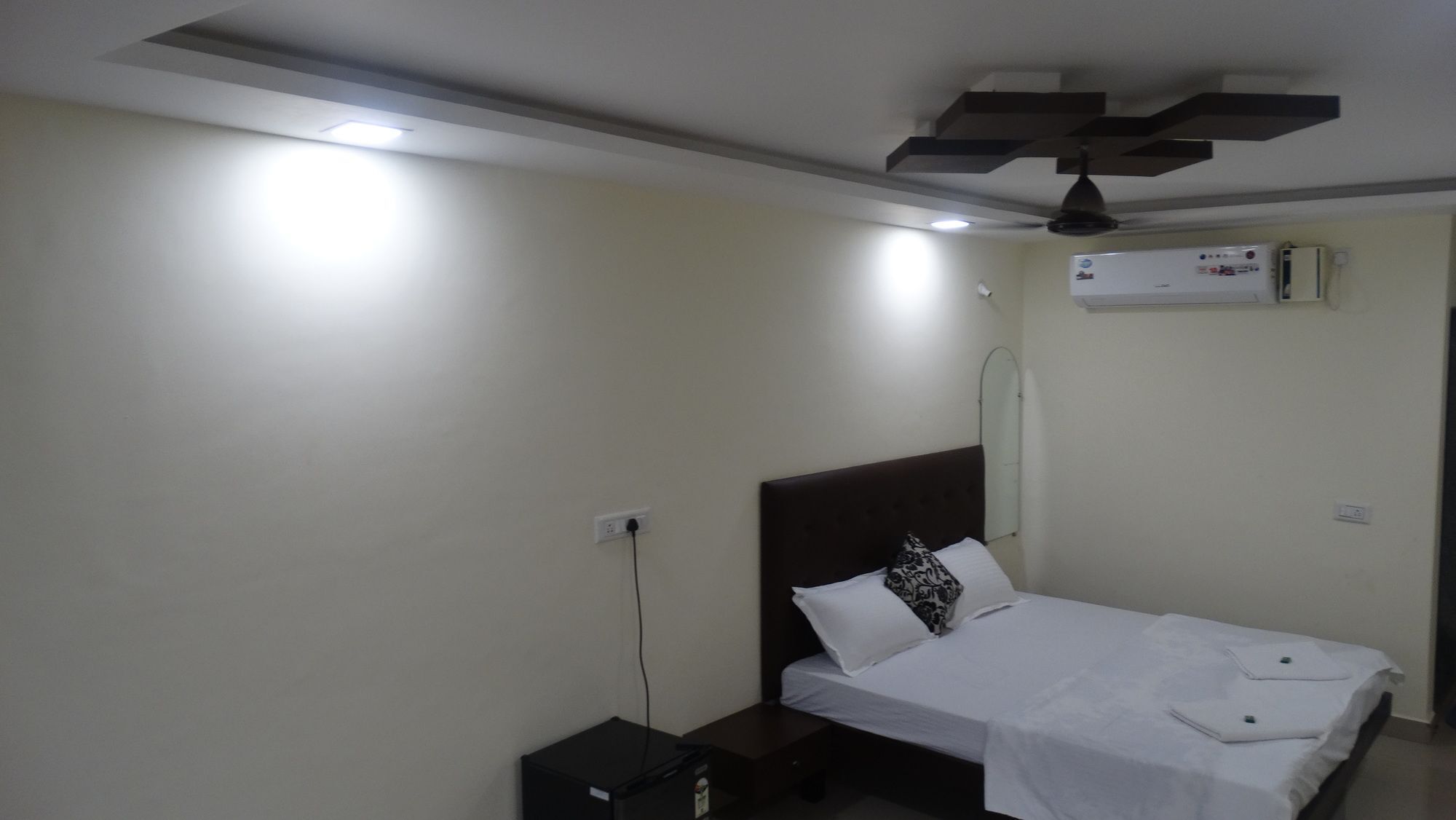 Swaraj The Goan Dream Hotell Calangute Exteriör bild