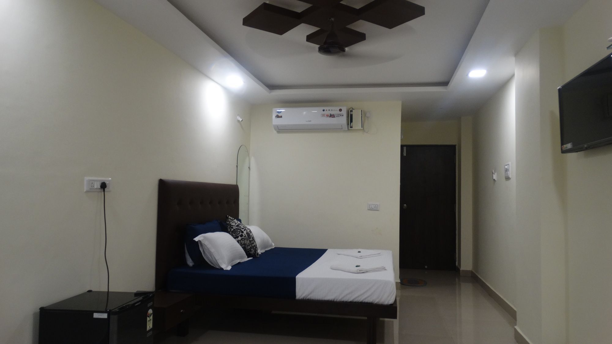 Swaraj The Goan Dream Hotell Calangute Exteriör bild